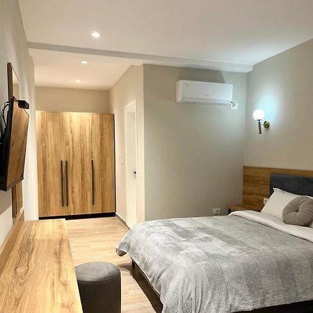 Mili Hotel Berat Bagian luar foto