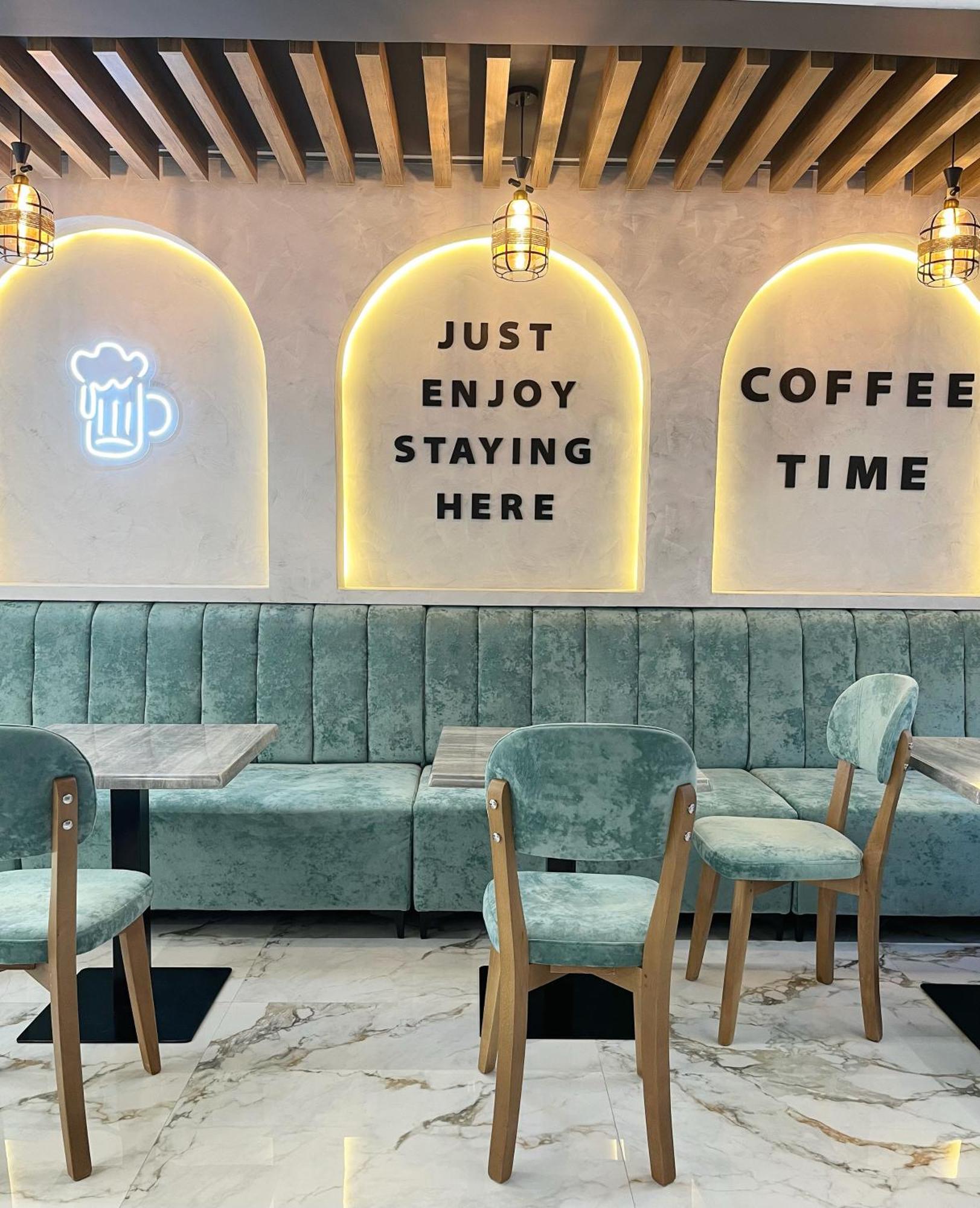Mili Hotel Berat Bagian luar foto