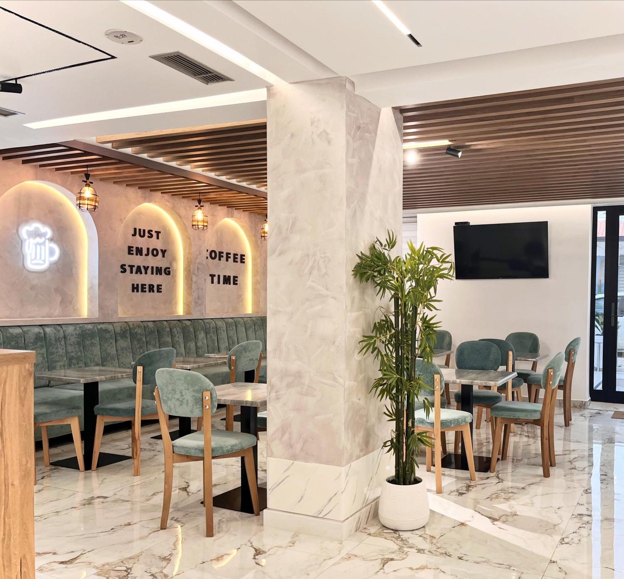 Mili Hotel Berat Bagian luar foto