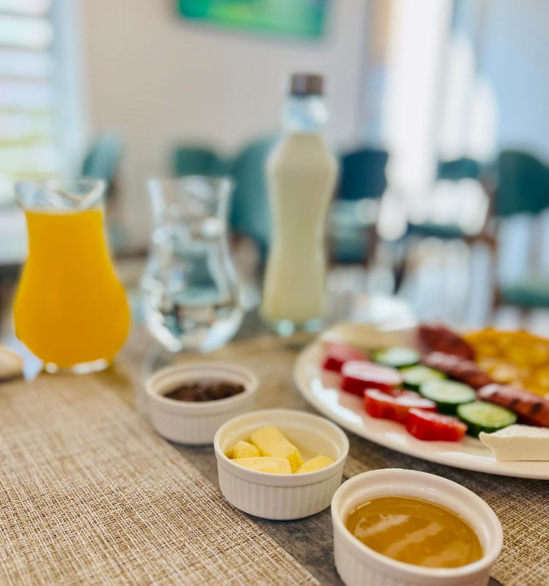 Mili Hotel Berat Bagian luar foto
