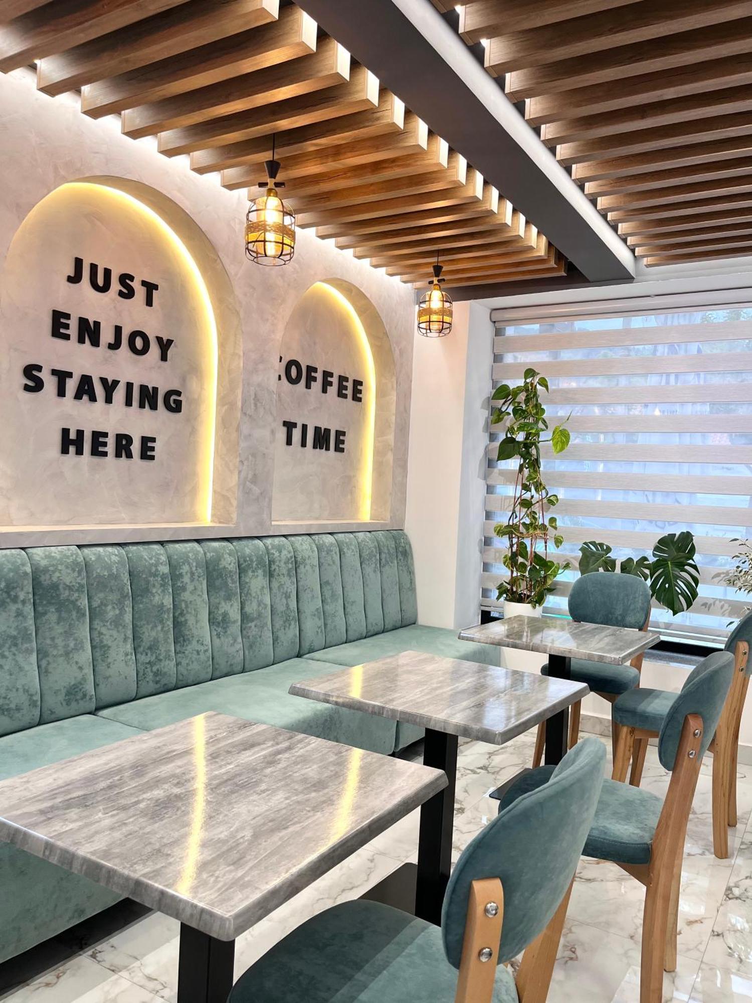 Mili Hotel Berat Bagian luar foto
