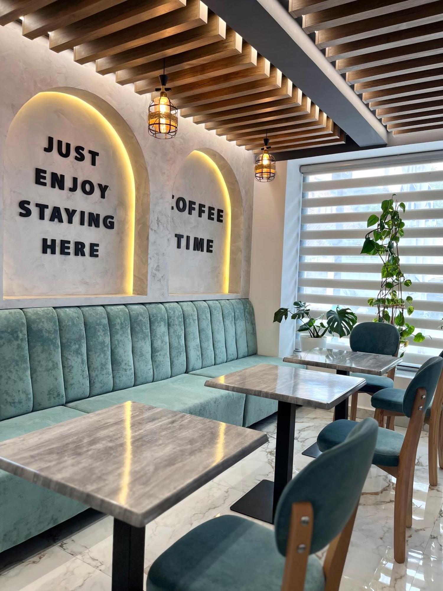 Mili Hotel Berat Bagian luar foto